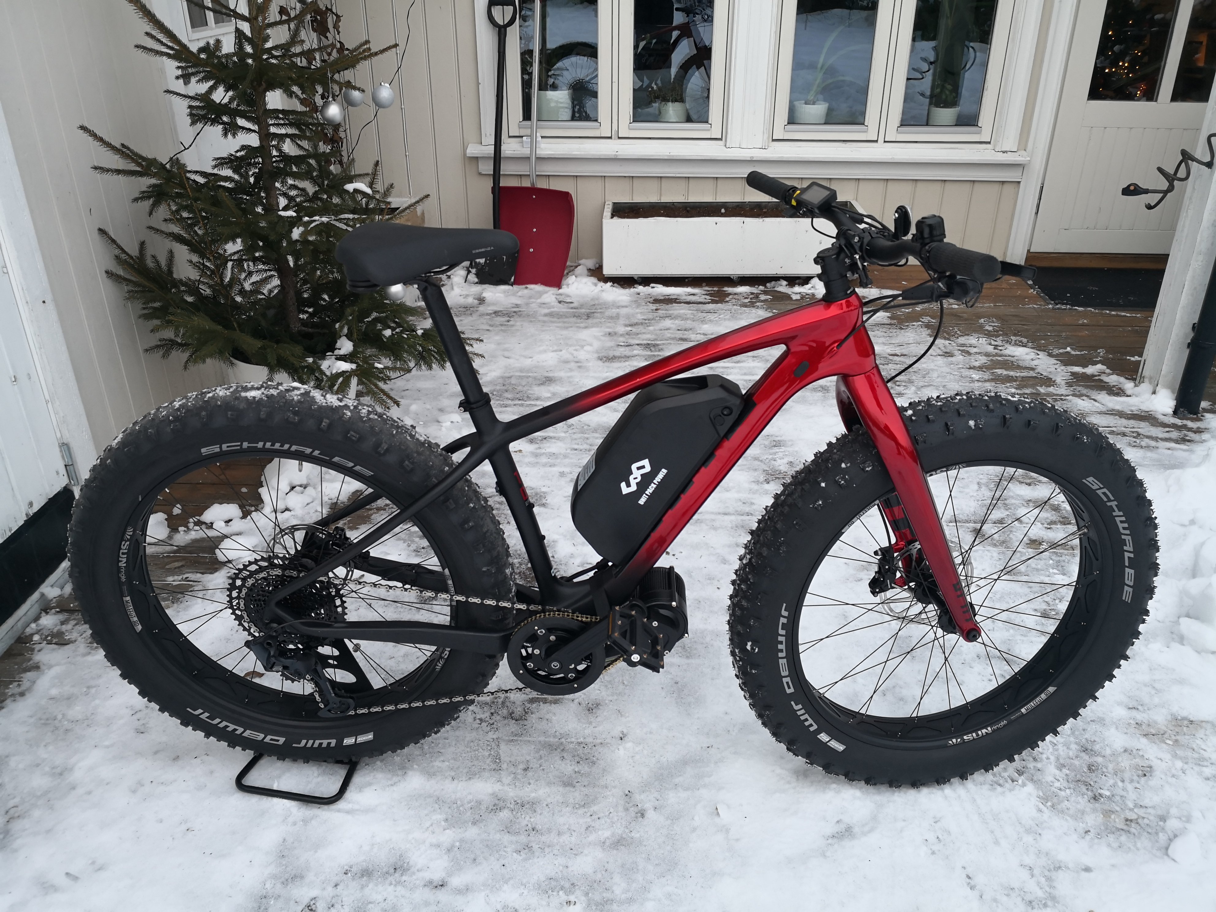 xtreme 200r hero